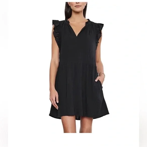 Velvet by Graham & Spencer Short Black Dress - Picture 2 of 10